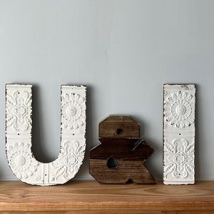 U & I Wall Art Decor